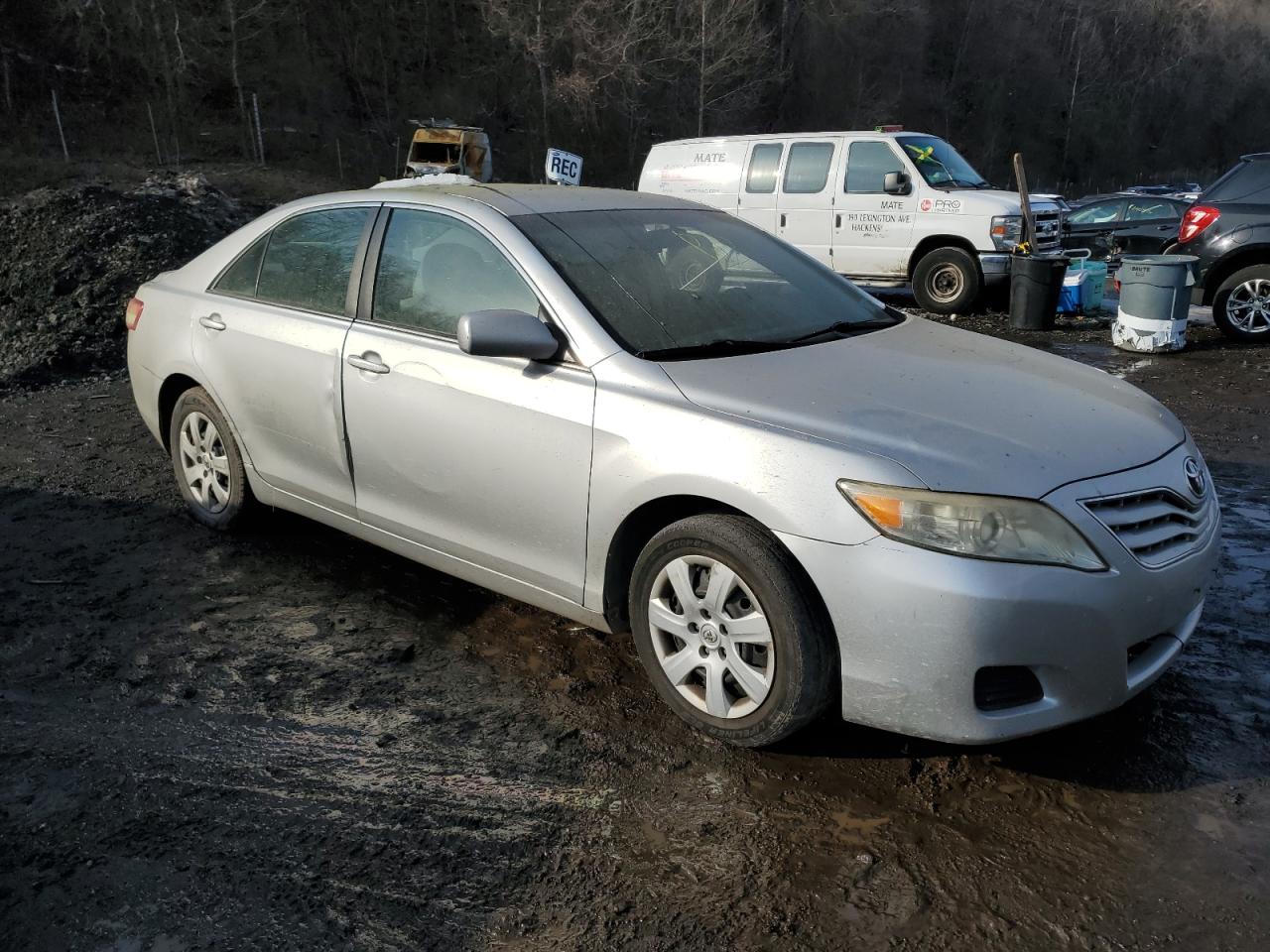 2010 Toyota Camry - Image 4