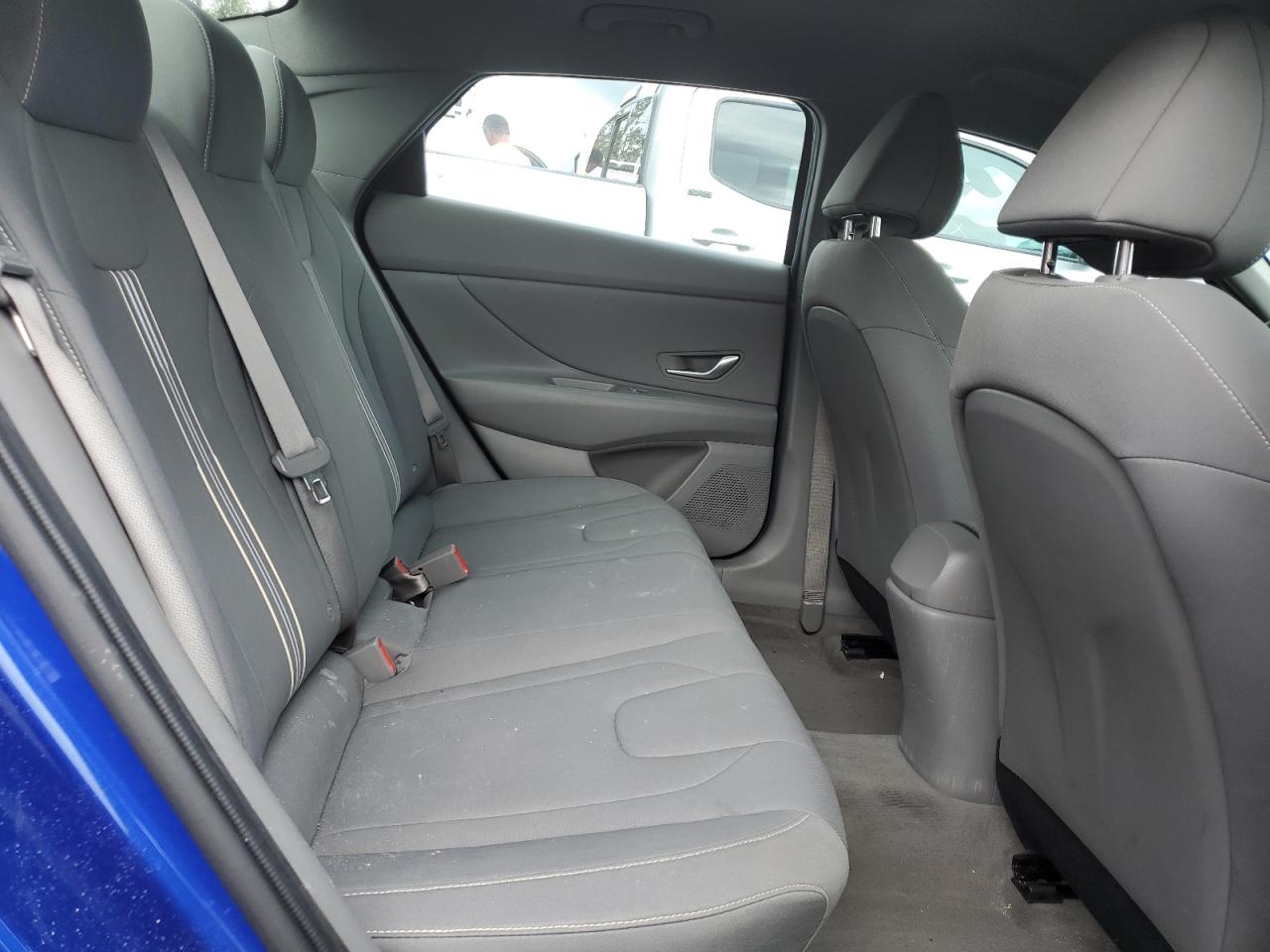 2023 Hyundai Elantra - Image 10