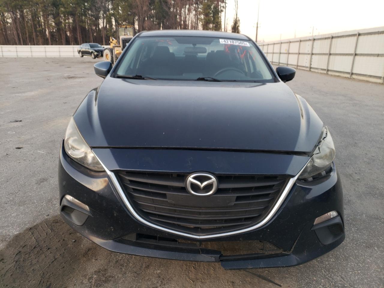 2016 Mazda 3 - Image 5