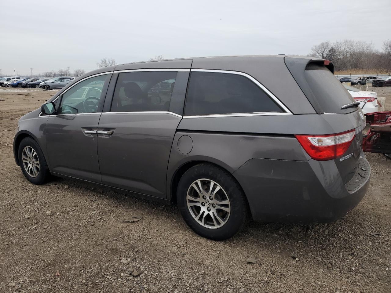 2012 Honda Odyssey - Image 2