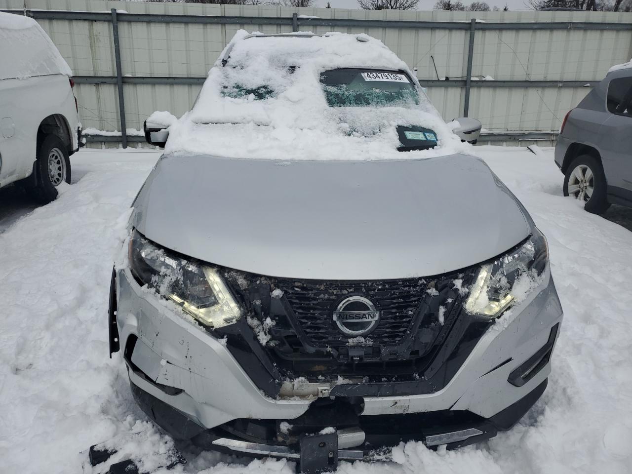 2019 Nissan Rogue - Image 5