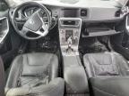 2015 Volvo V60 Platinum продається в Columbia Station, OH - Side