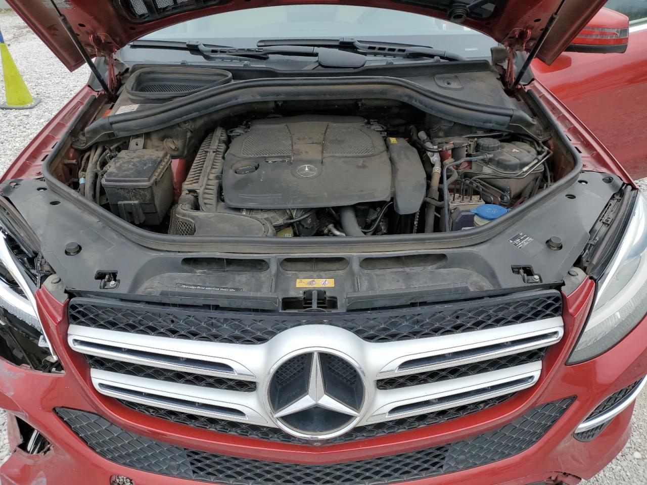 2016 Mercedes-Benz GLE - Image 12
