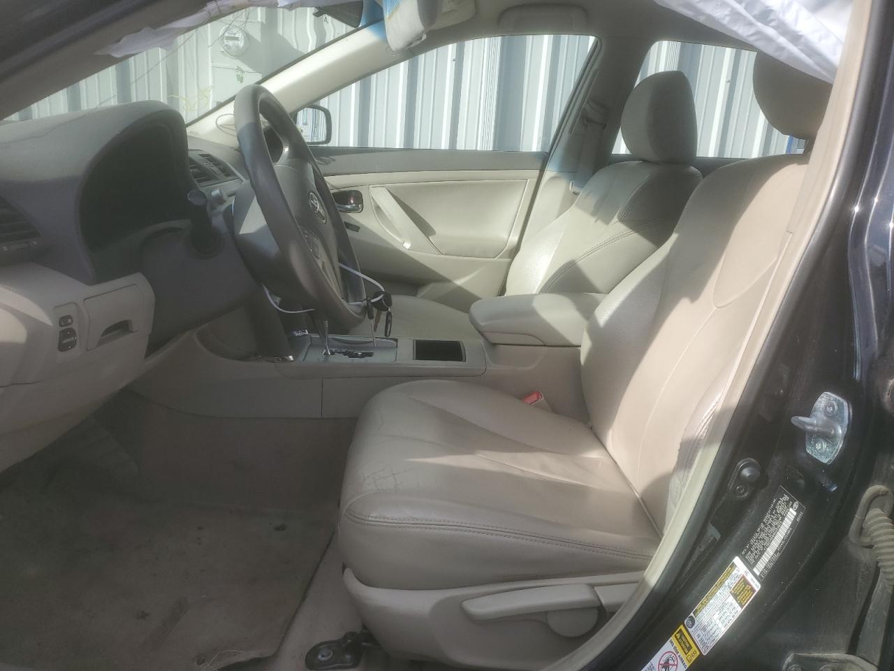 2009 Toyota Camry - Image 7