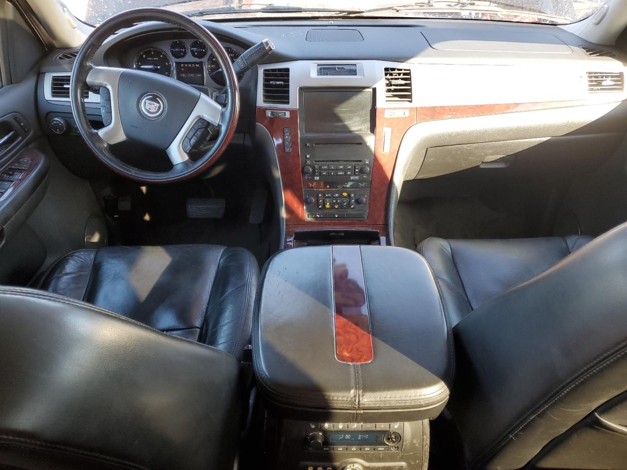 2008 Cadillac Escalade - Image 8