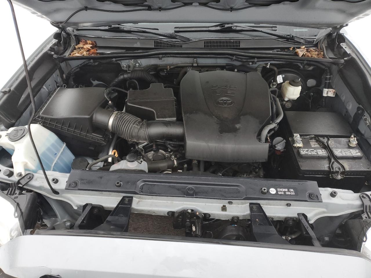 2018 Toyota Tacoma - Image 11