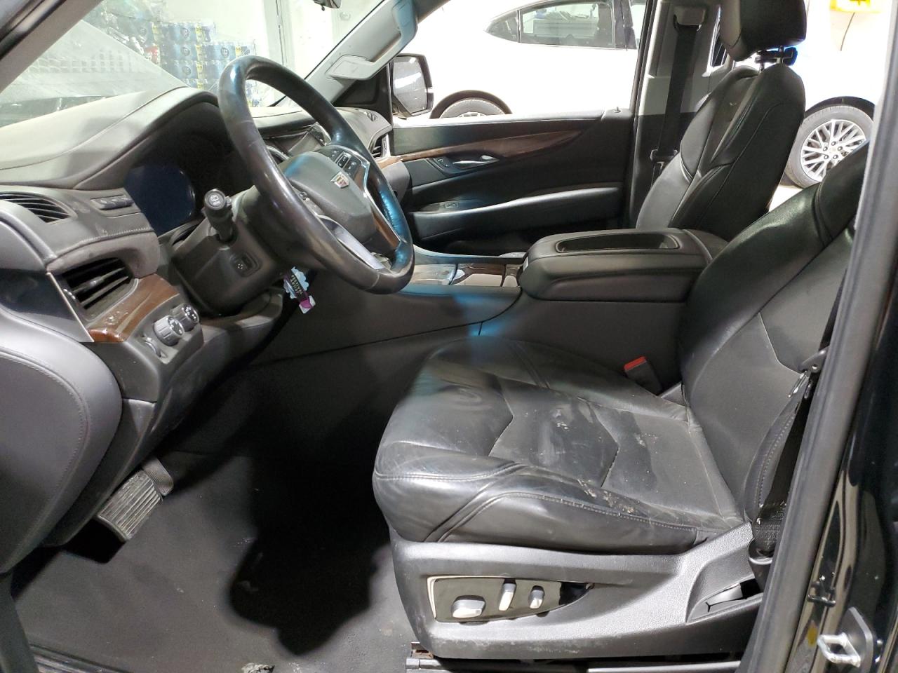2019 Cadillac Escalade - Image 7