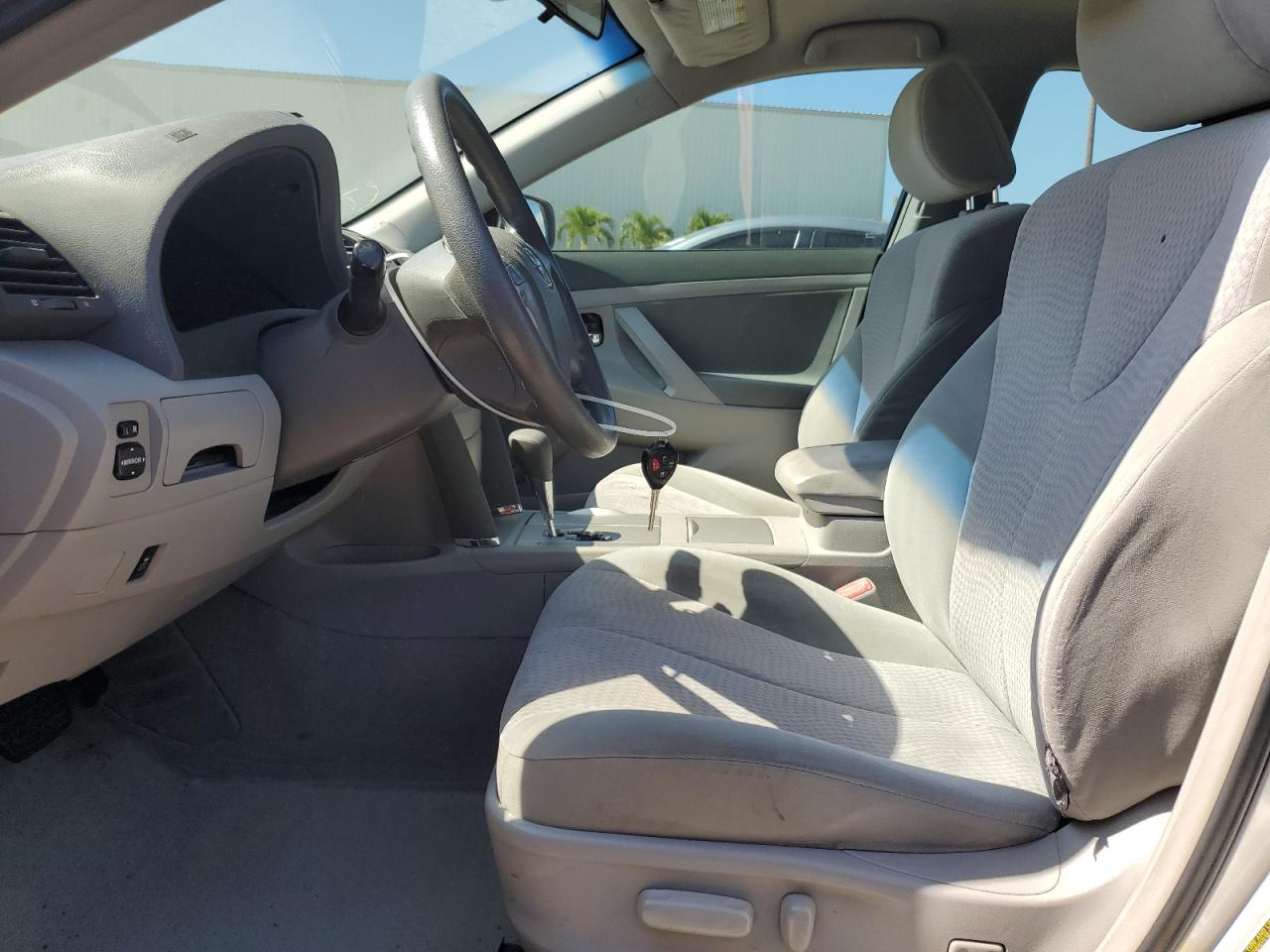 2010 Toyota Camry - Image 7