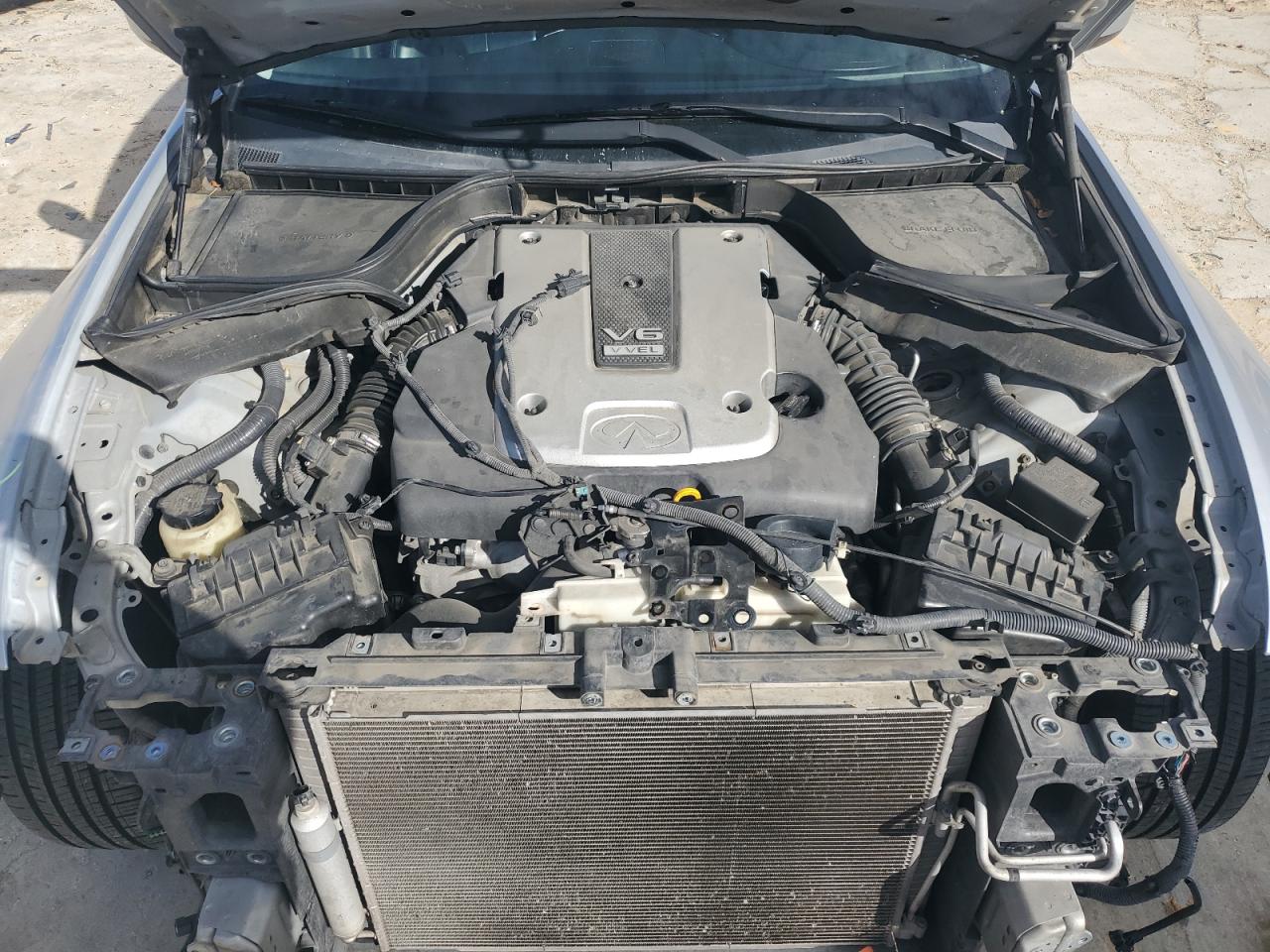 2012 Infiniti G - Image 11