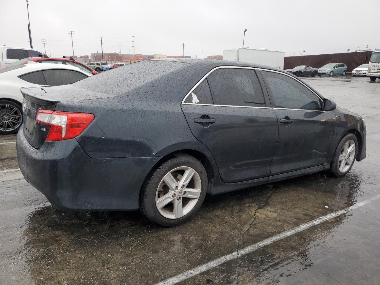 2013 Toyota Camry - Image 3