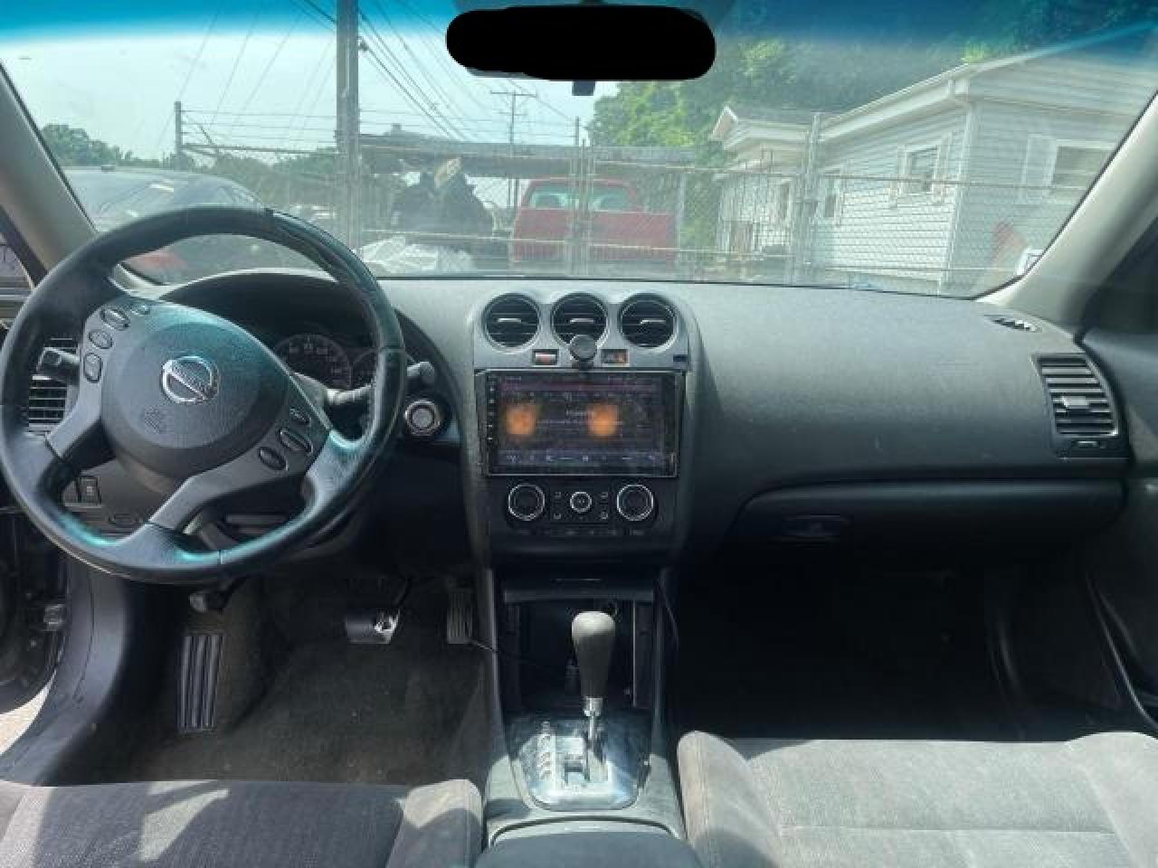 2012 Nissan Altima - Image 9