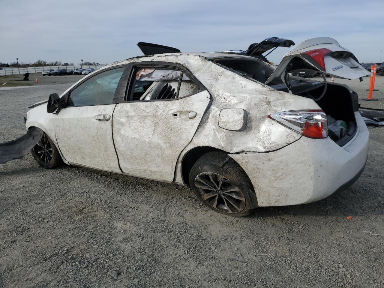 2017 Toyota Corolla - Image 2