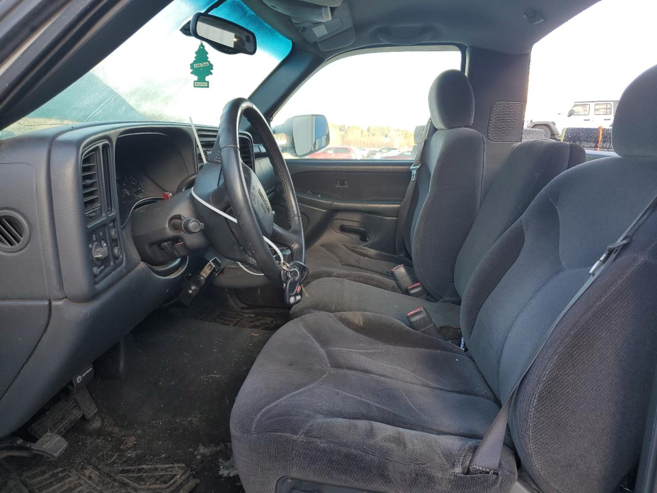 2000 GMC Sierra - Image 7