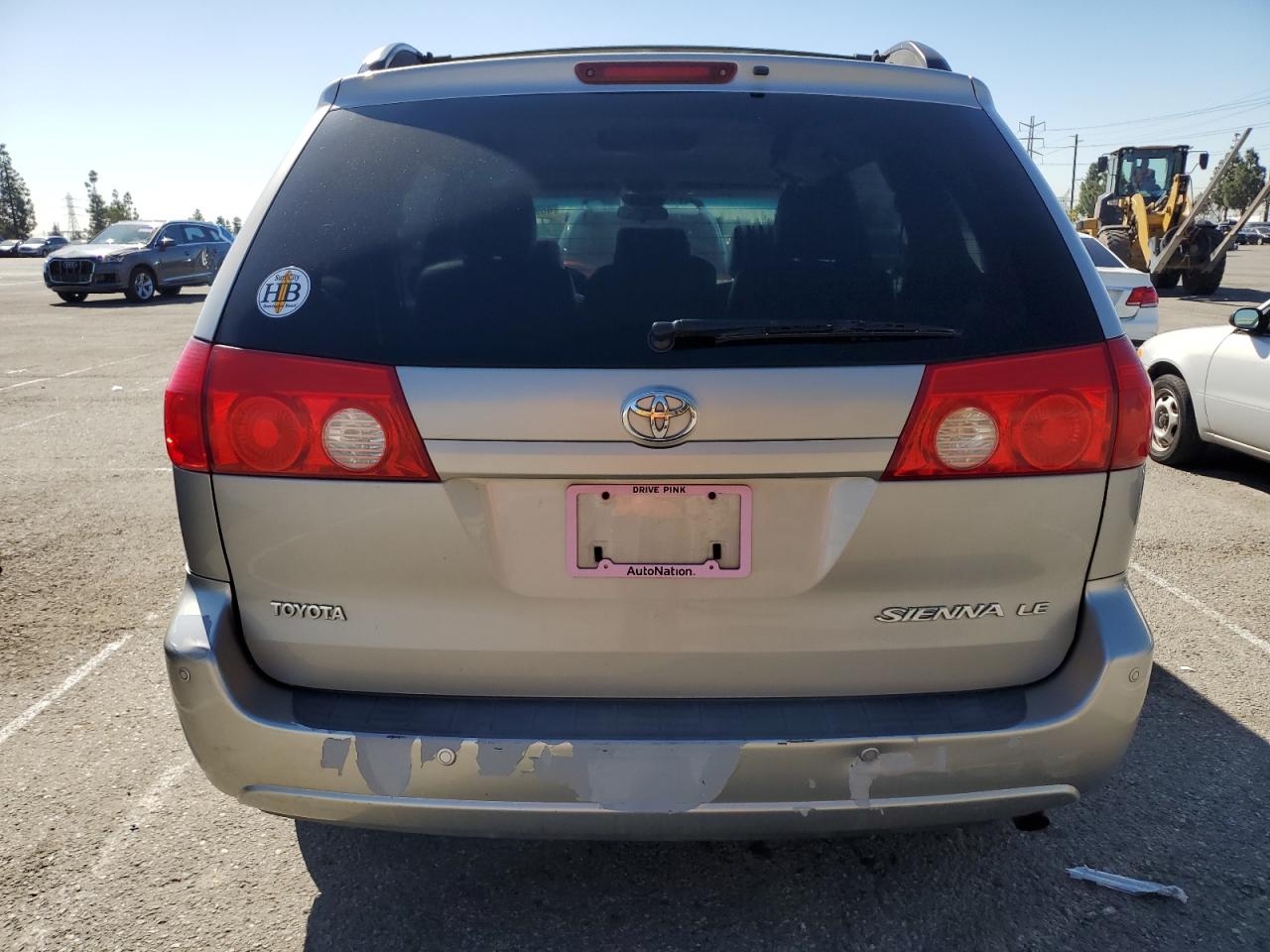 2008 Toyota Sienna - Image 6