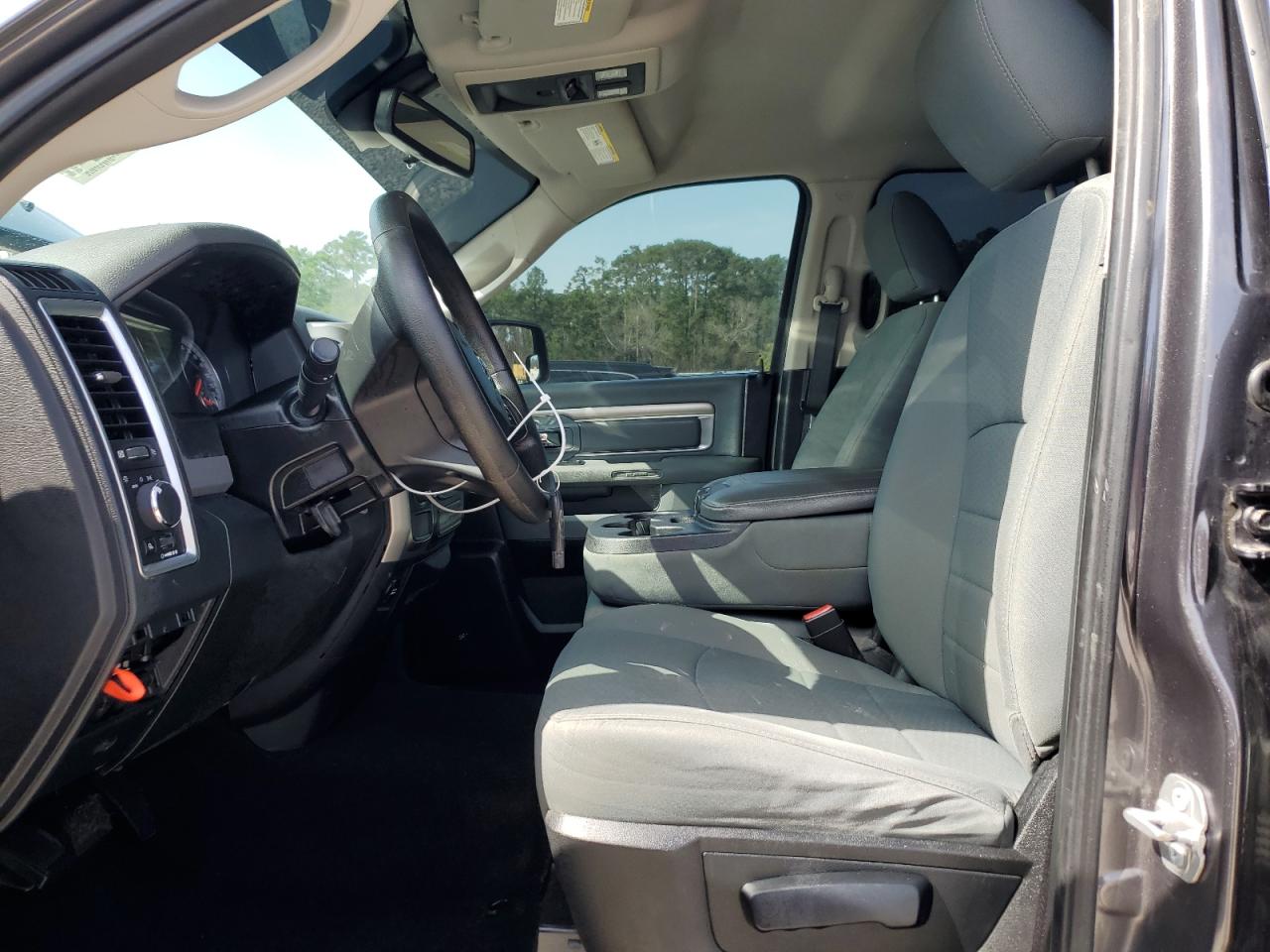 2016 RAM 1500 - Image 7