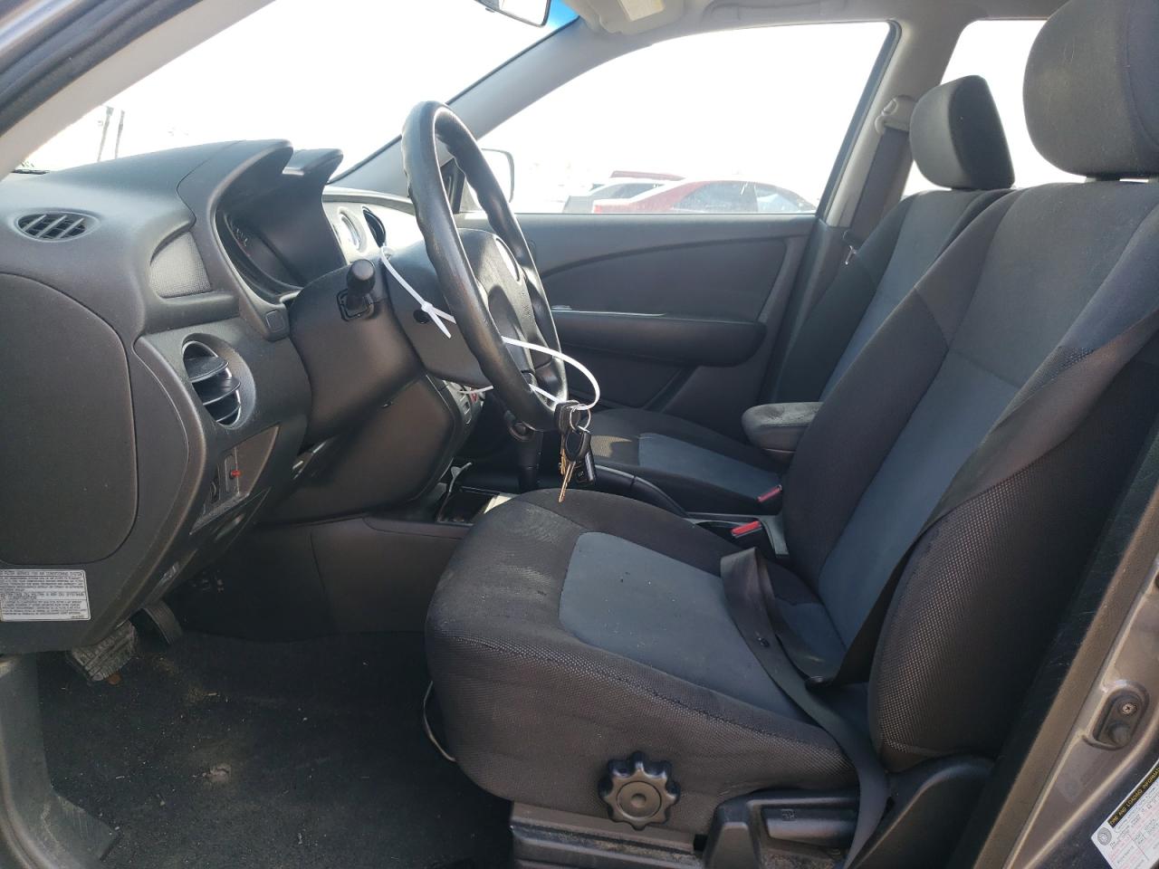 2005 Mitsubishi Outlander - Image 7