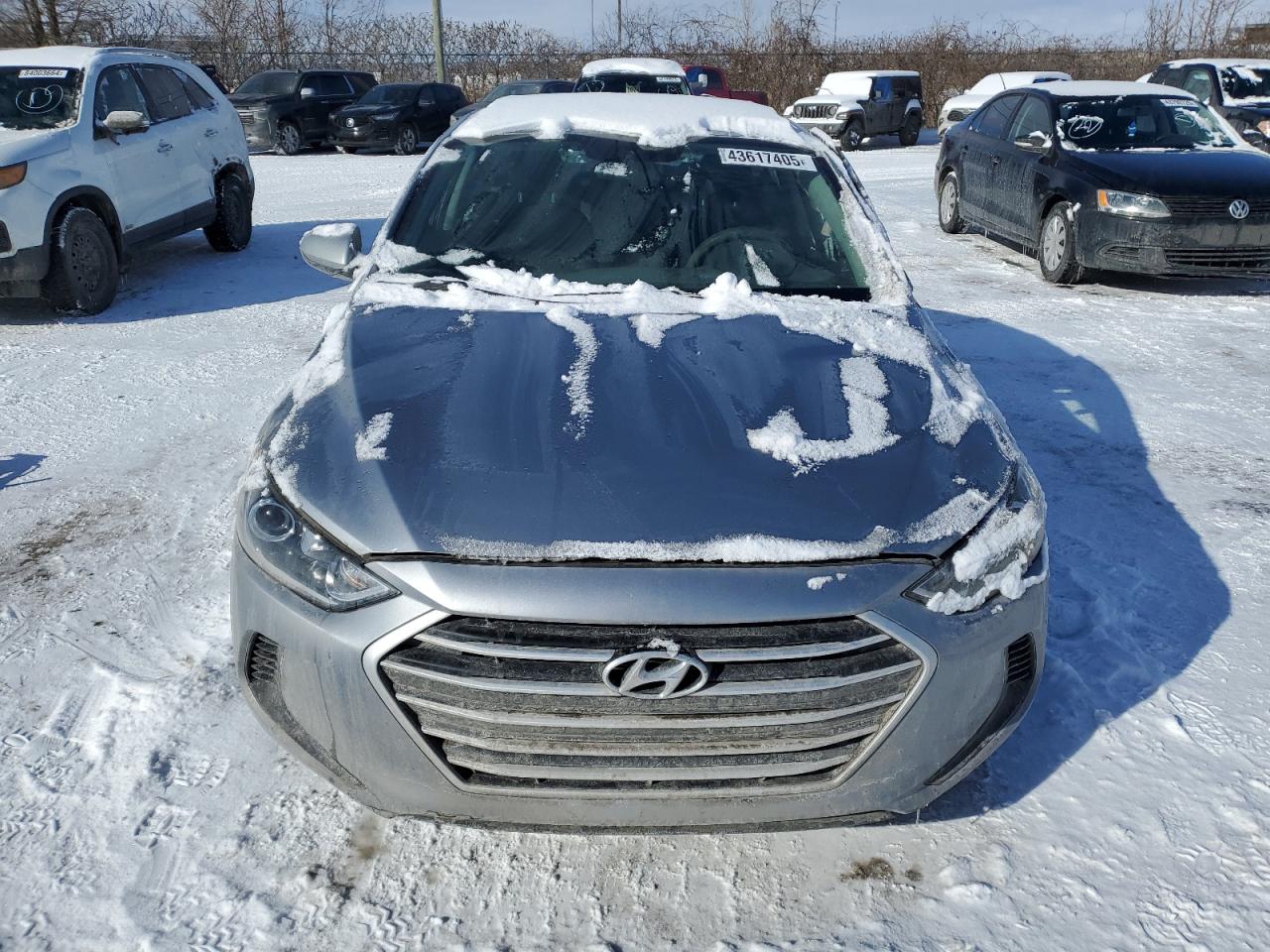 2017 Hyundai Elantra - Image 5