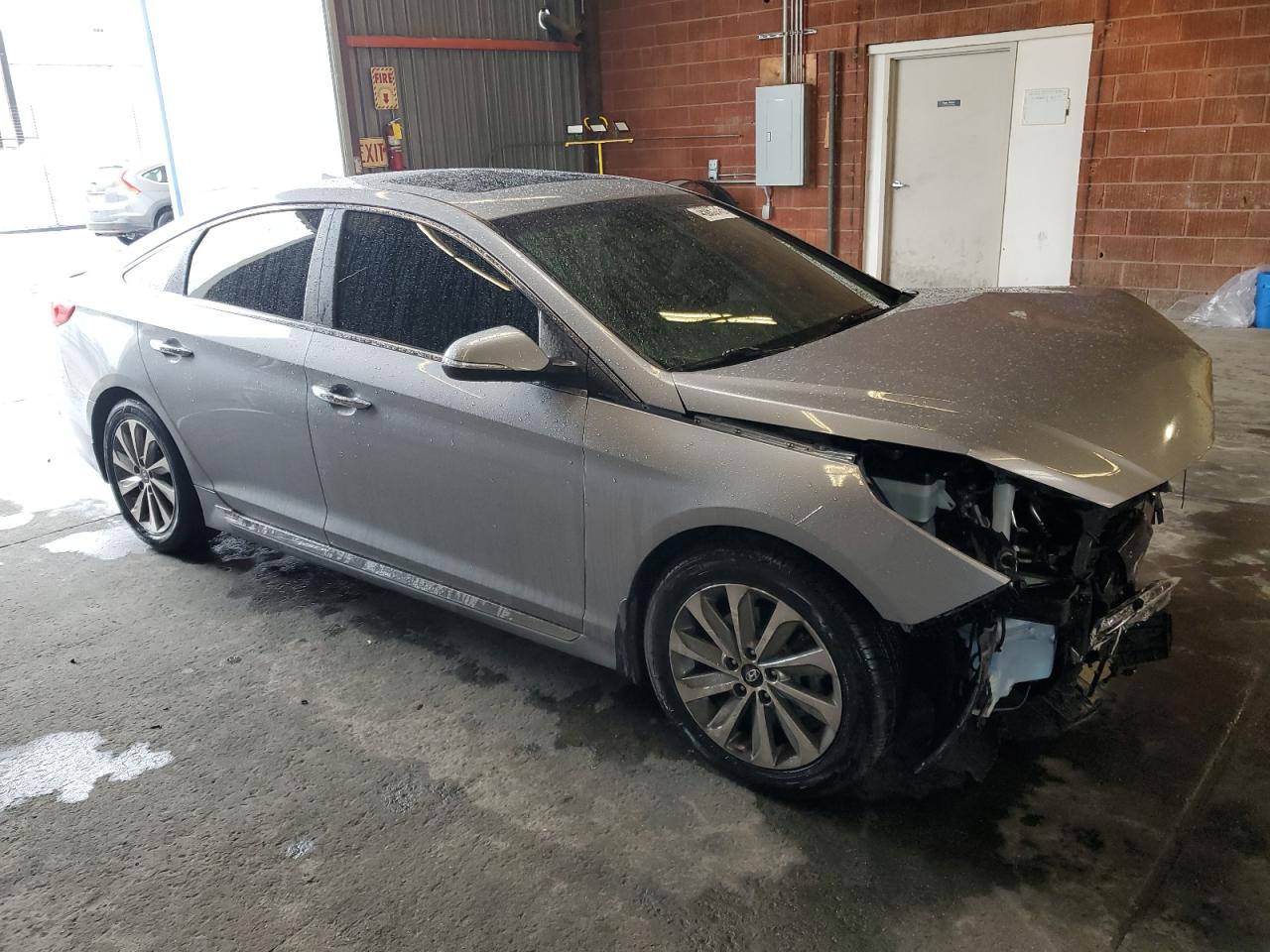 2016 Hyundai Sonata - Image 4