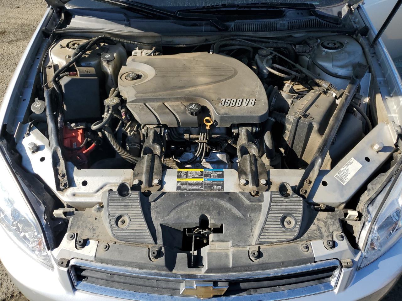 2009 Chevrolet Impala - Image 11