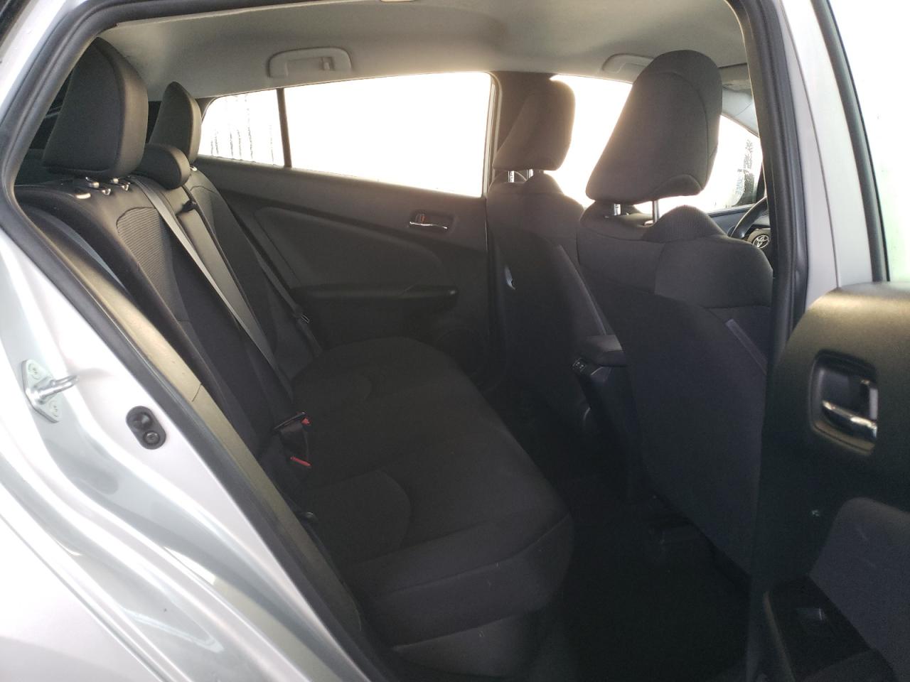 2021 Toyota Prius - Image 11