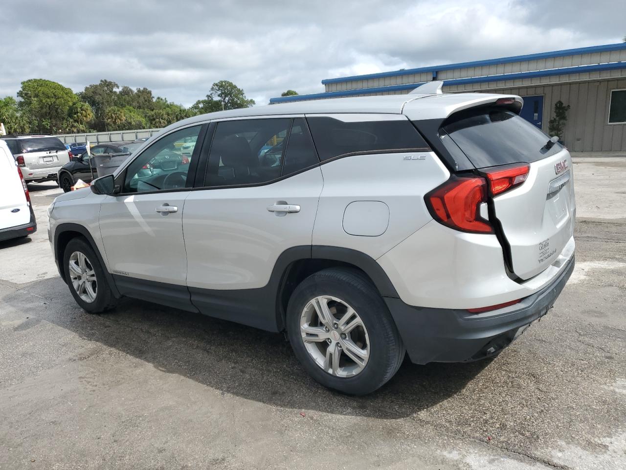 2018 GMC Terrain - Image 2