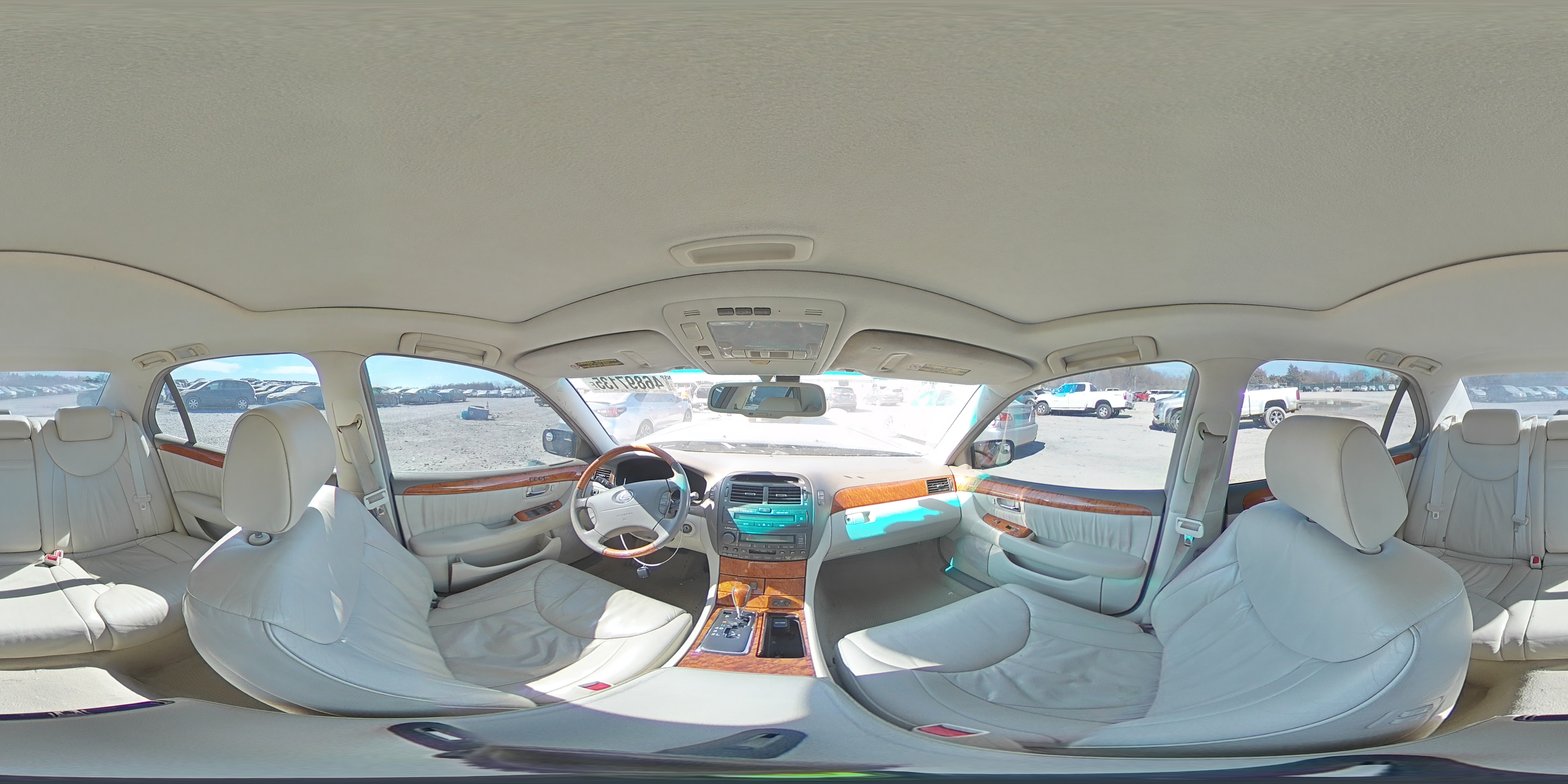 2001 Lexus LS - Image 12
