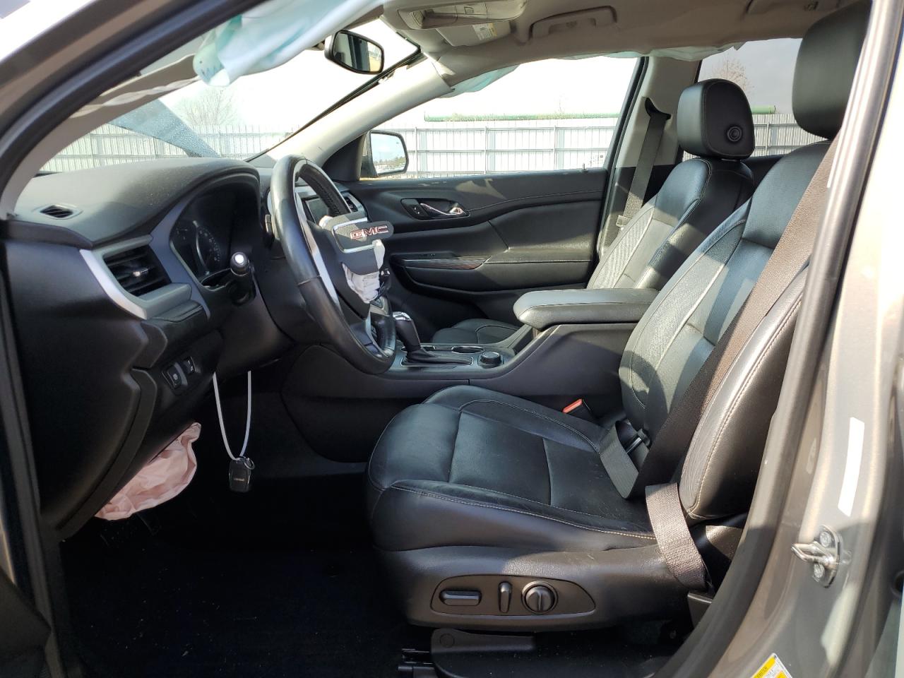 2019 GMC Acadia - Image 7