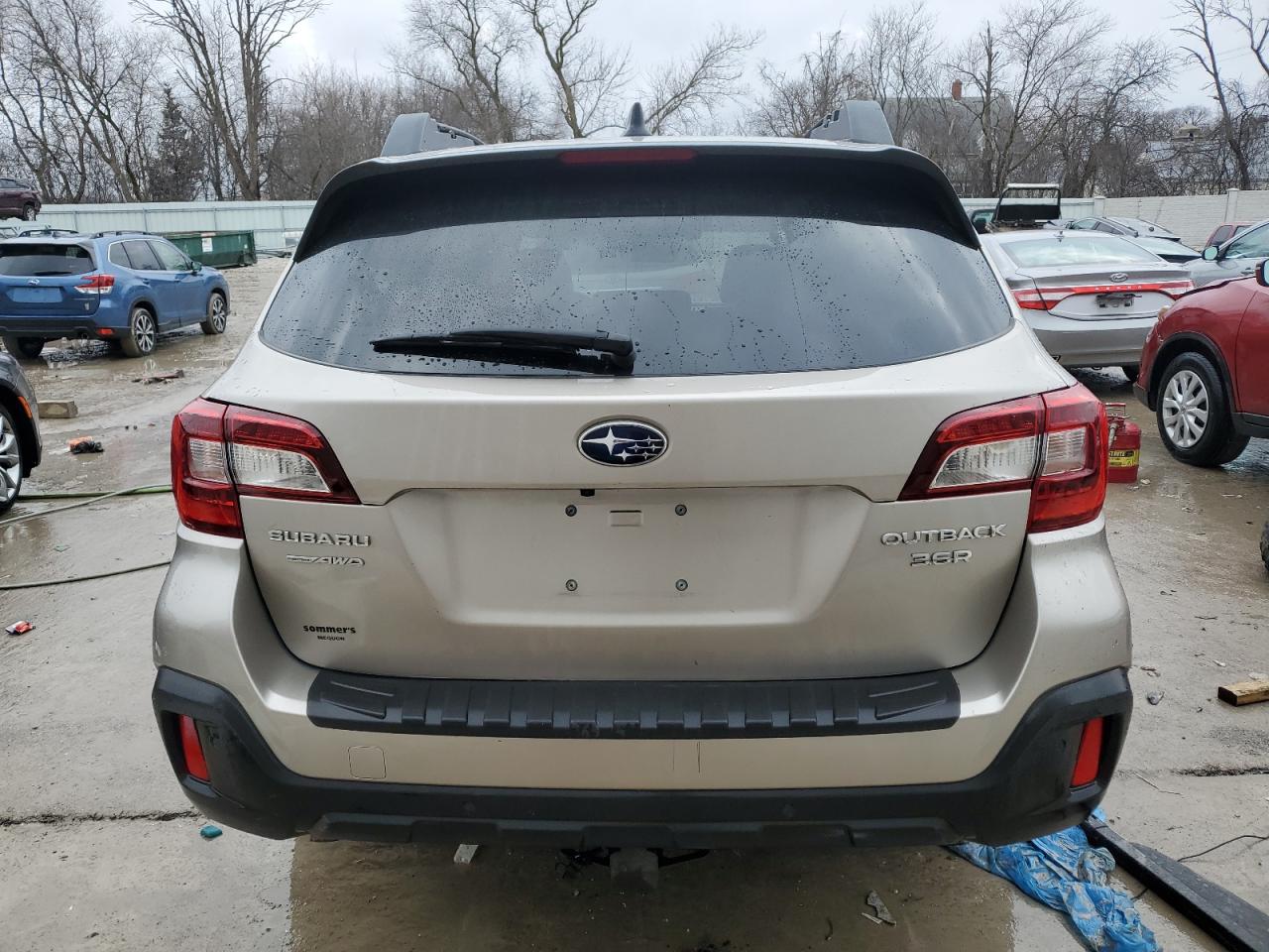 2018 Subaru Outback - Image 6