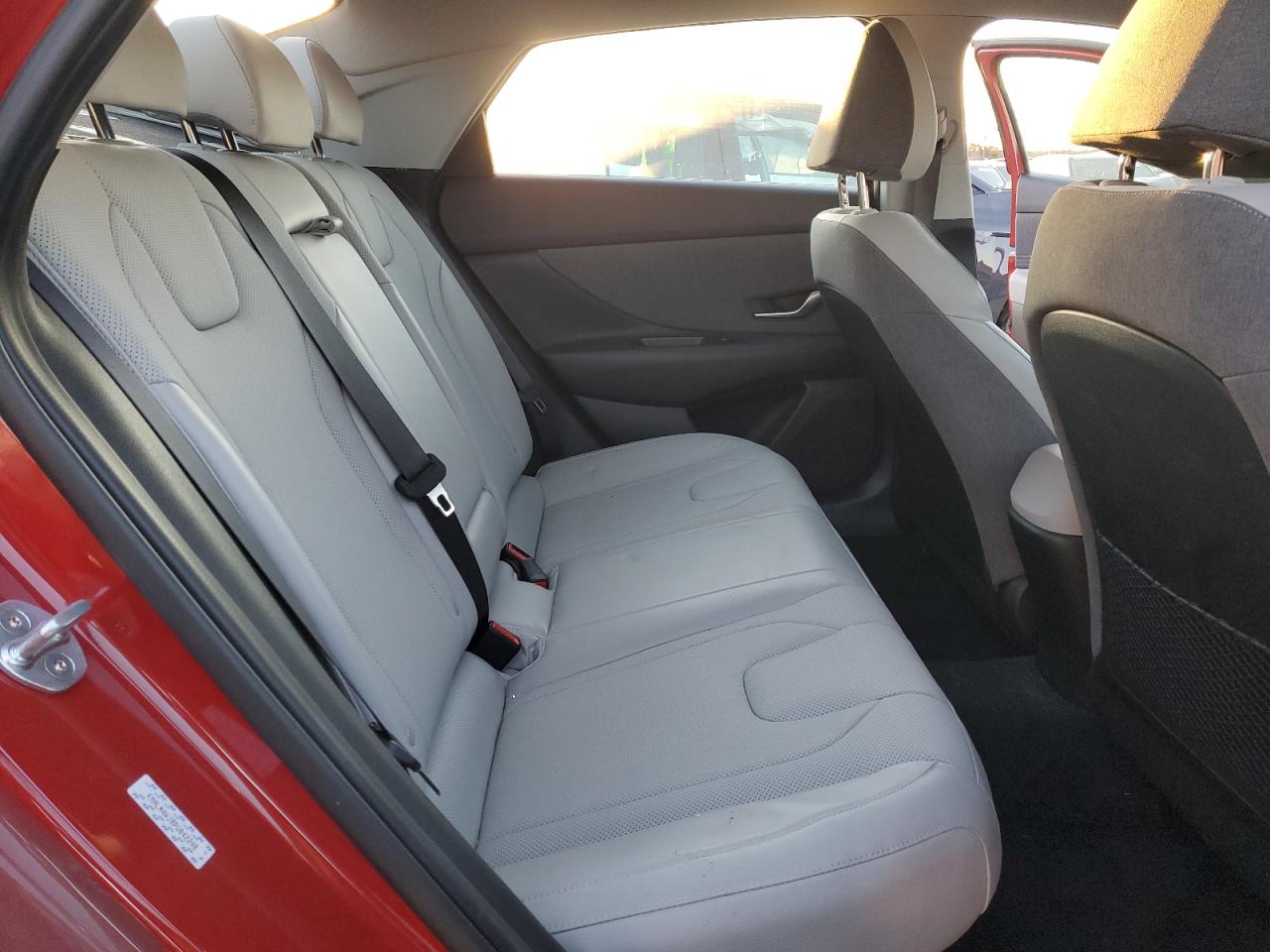 2023 Hyundai Elantra - Image 10