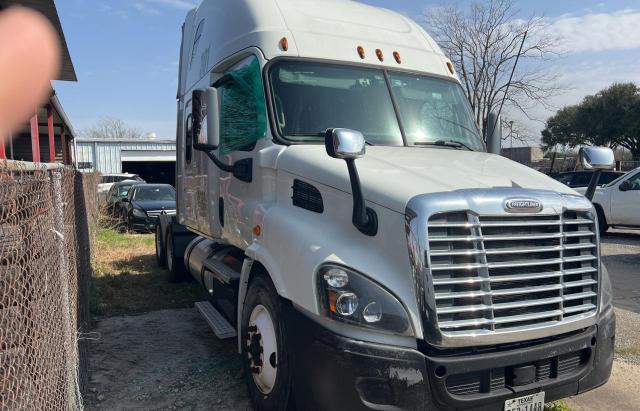 2016 Freightliner Cascadia 113 