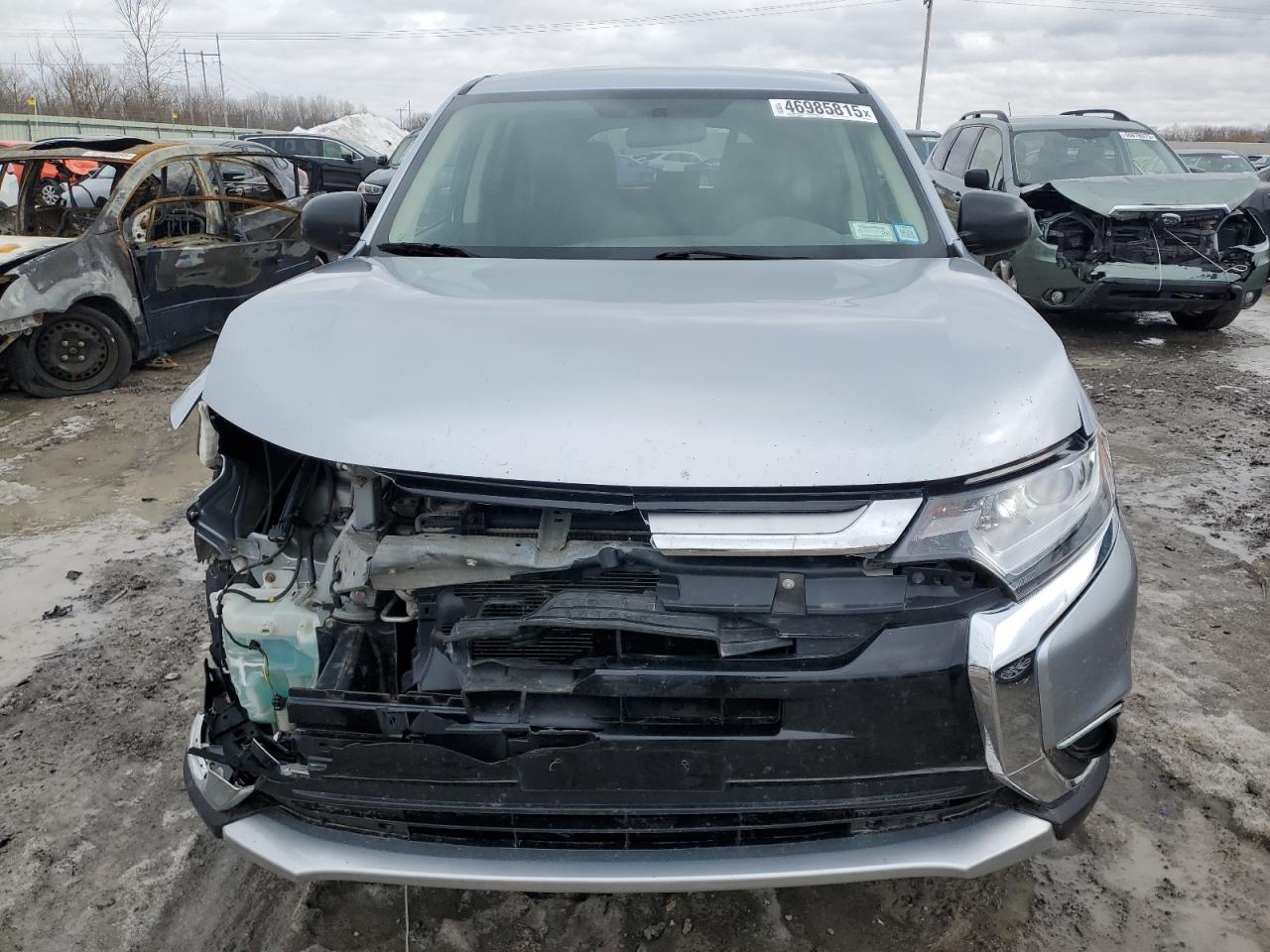 2017 Mitsubishi Outlander - Image 5