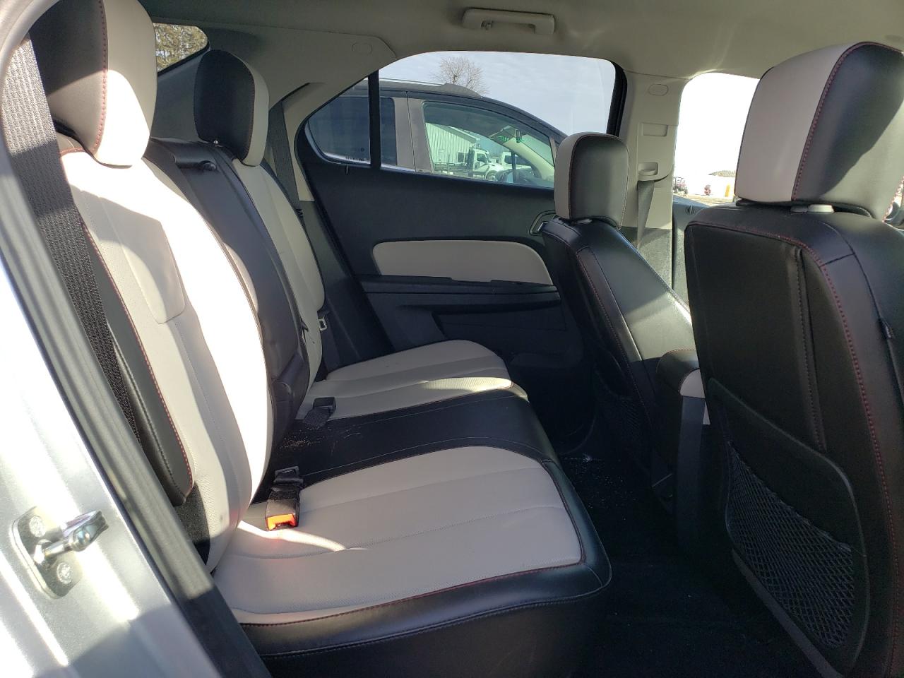 2015 Chevrolet Equinox - Image 11