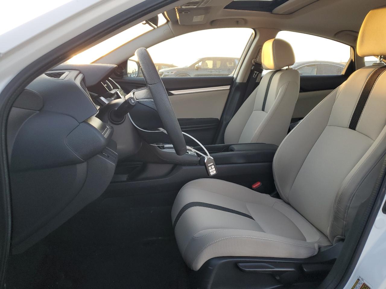 2017 Honda Civic - Image 7