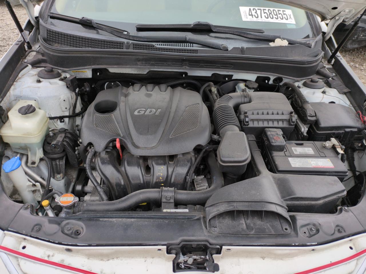 2011 Hyundai Sonata - Image 11