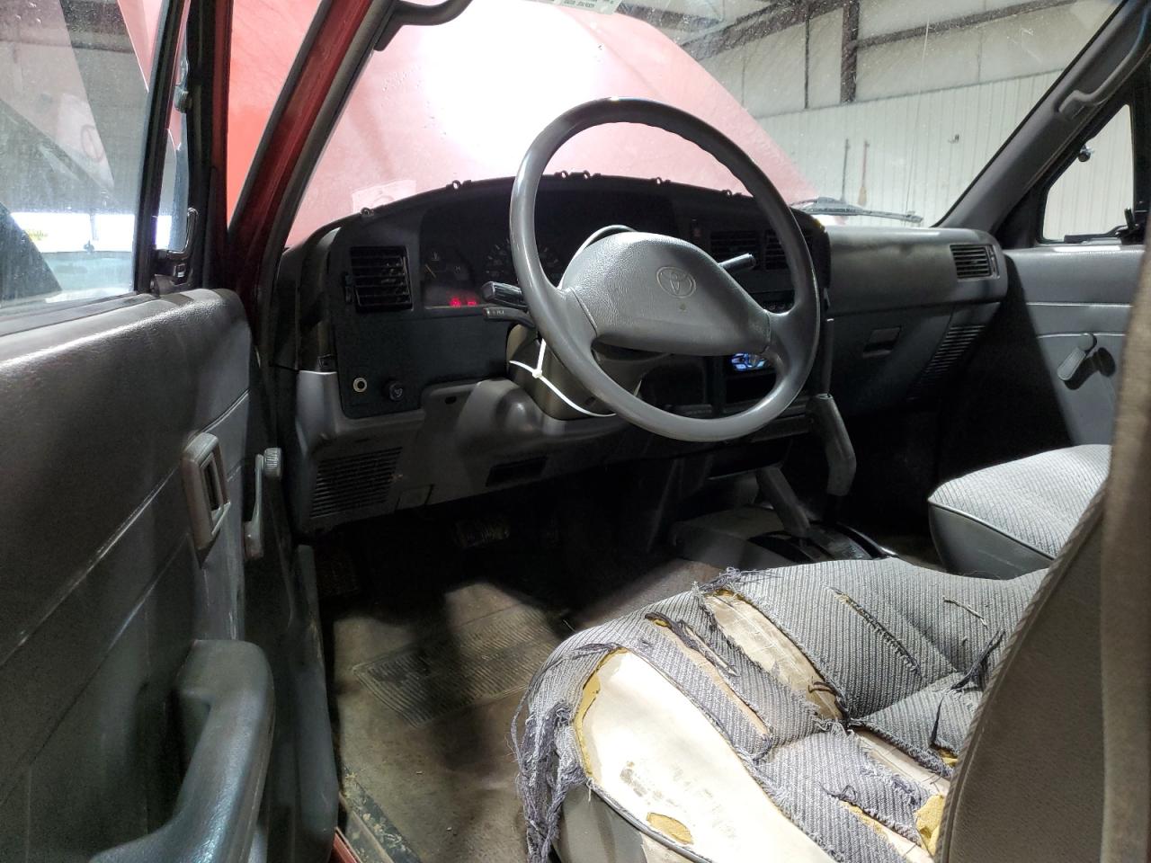 1994 Toyota Pickup - Image 8