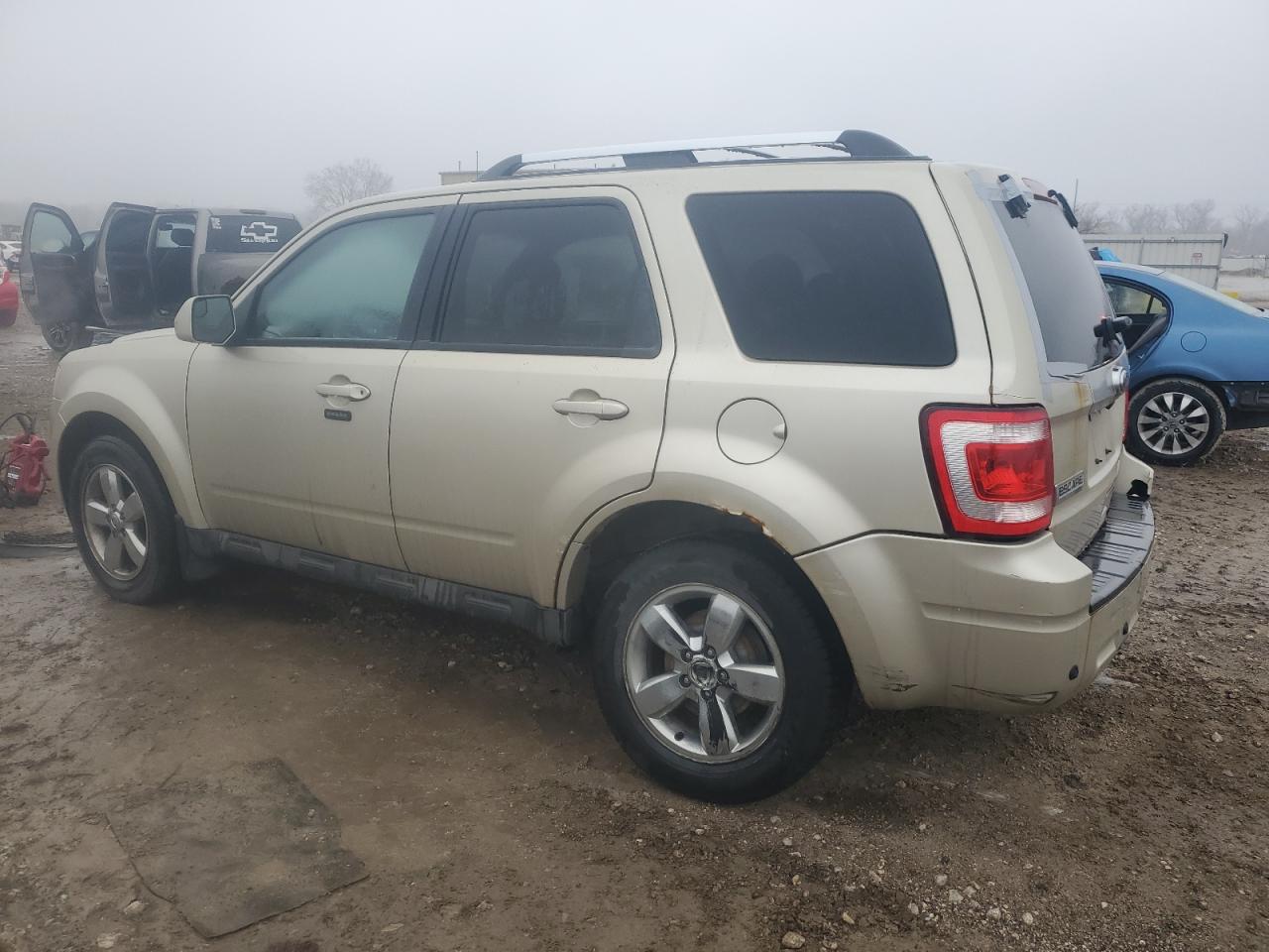 2011 Ford Escape - Image 2