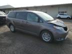 2012 Toyota Sienna Xle for Sale in Dyer, IN - Front End
