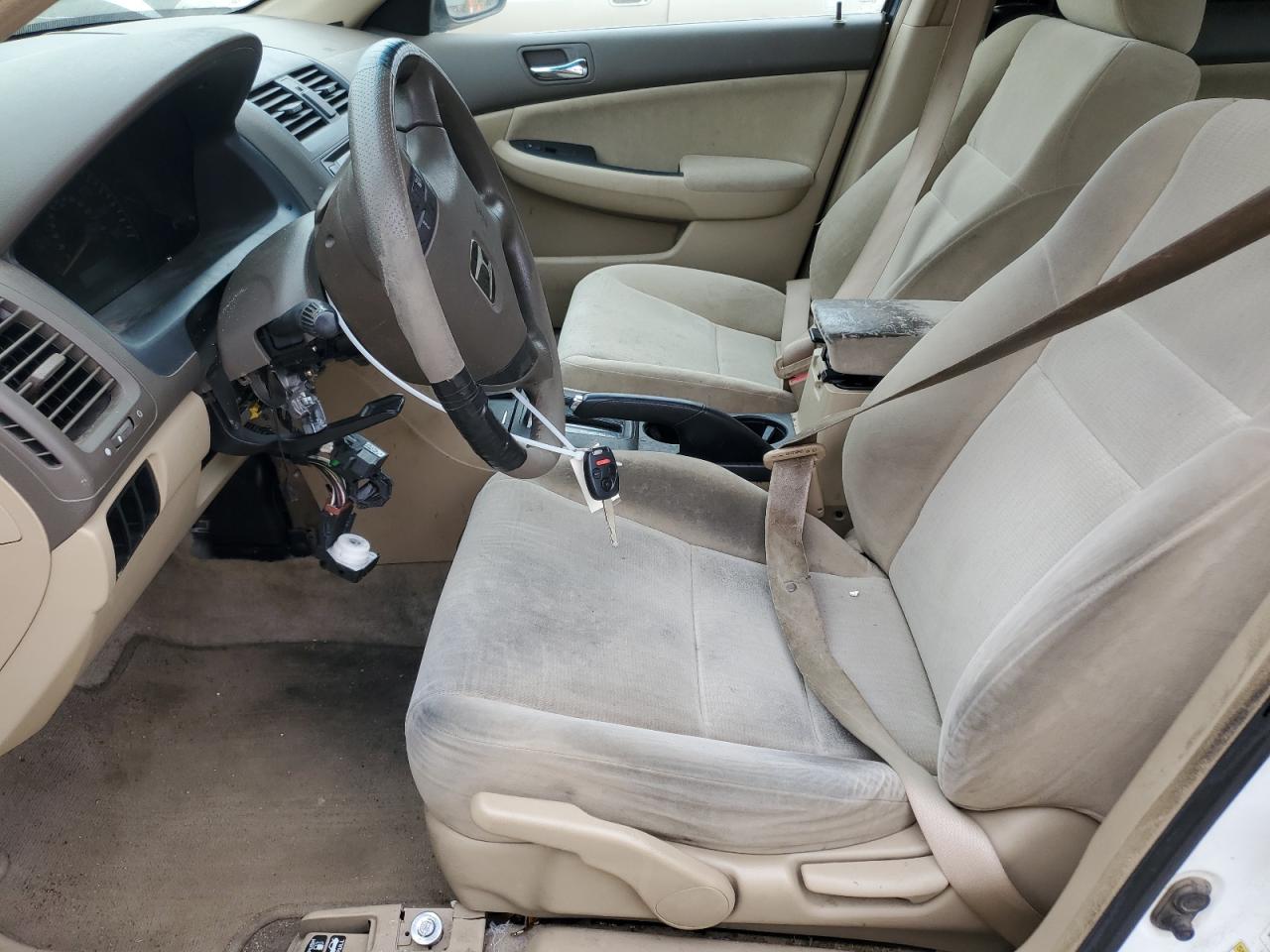 2005 Honda Accord - Image 7