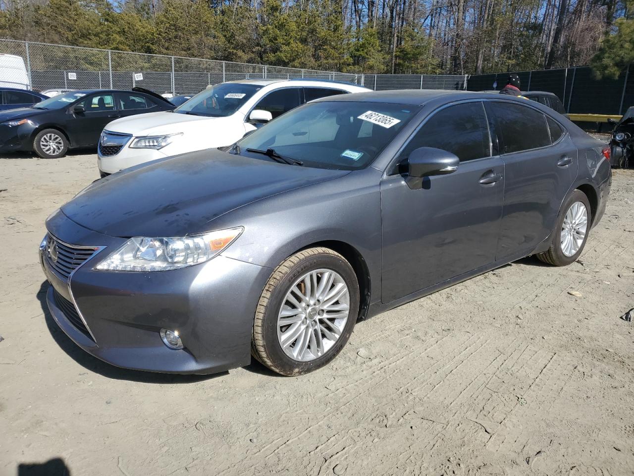 2015 Lexus ES - Image 1