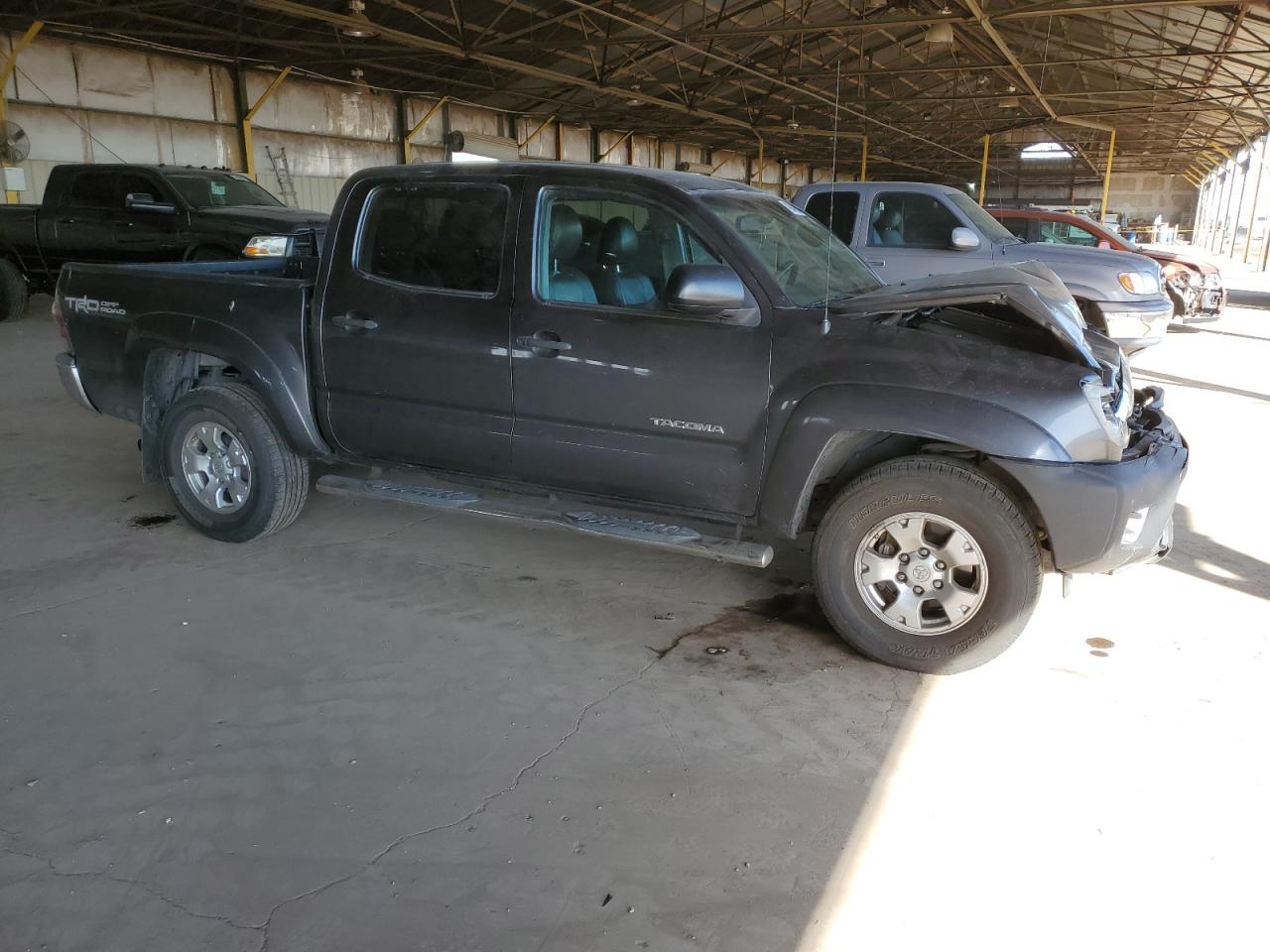 2013 Toyota Tacoma - Image 4