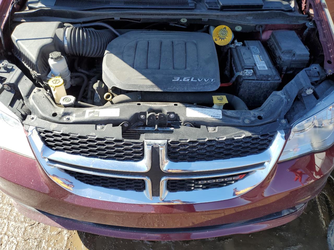 2017 Dodge Caravan - Image 12