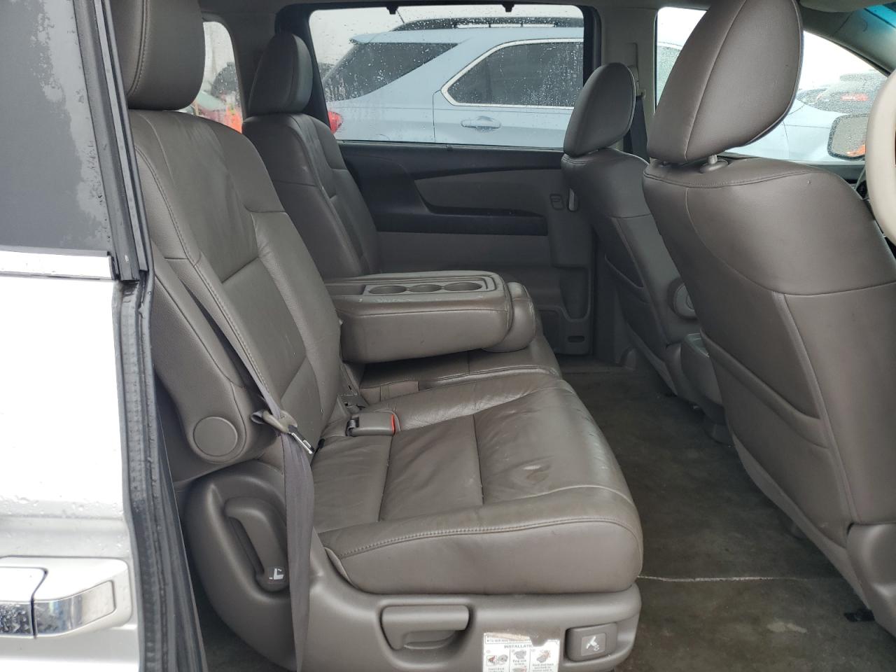 2011 Honda Odyssey - Image 11