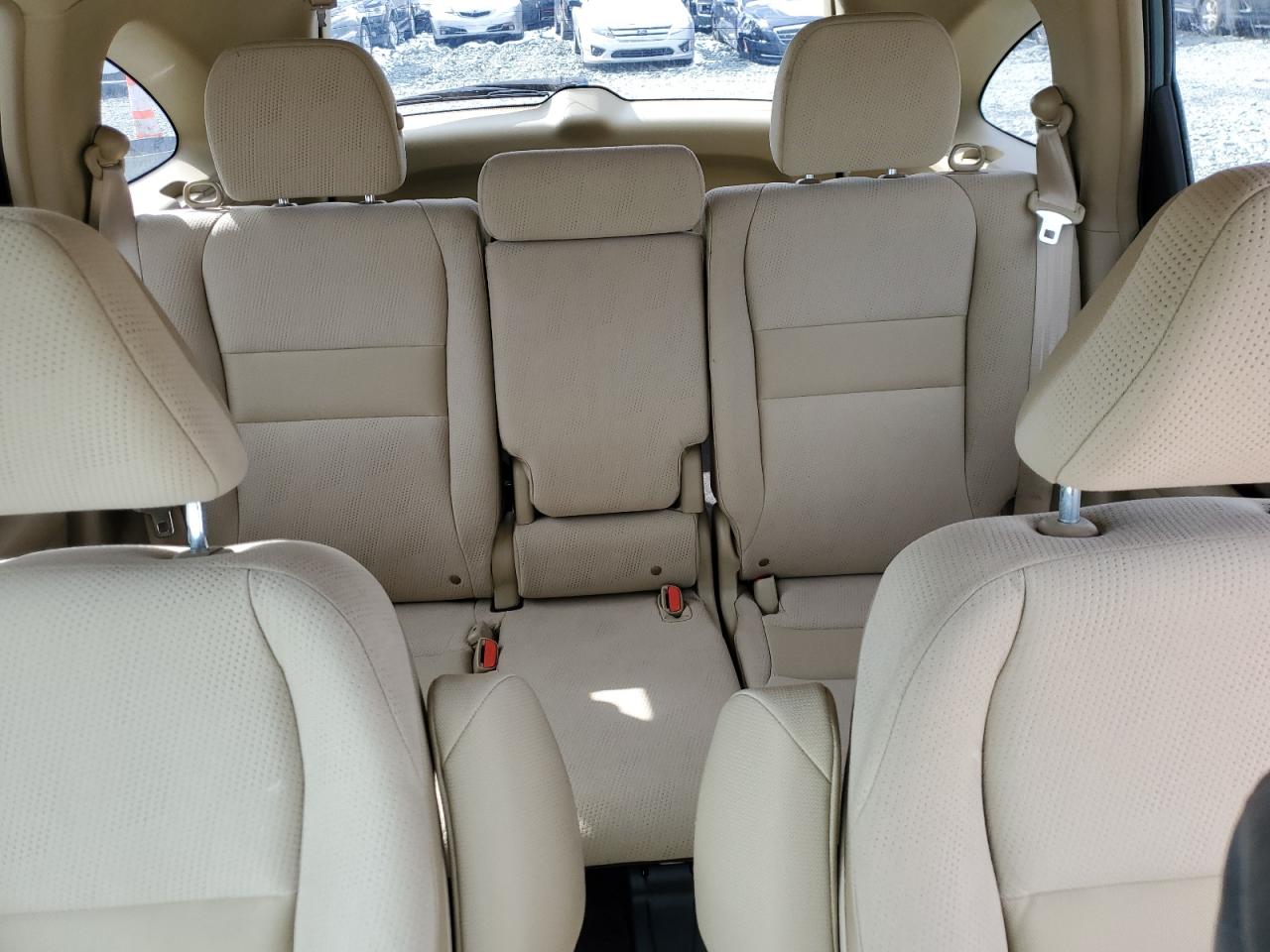 2011 Honda CR-V - Image 10