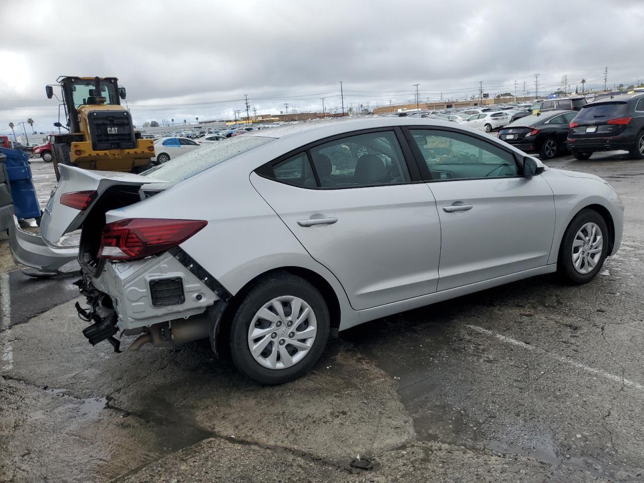 2019 Hyundai Elantra - Image 3