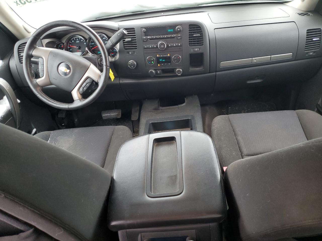 2011 Chevrolet Silverado - Image 8