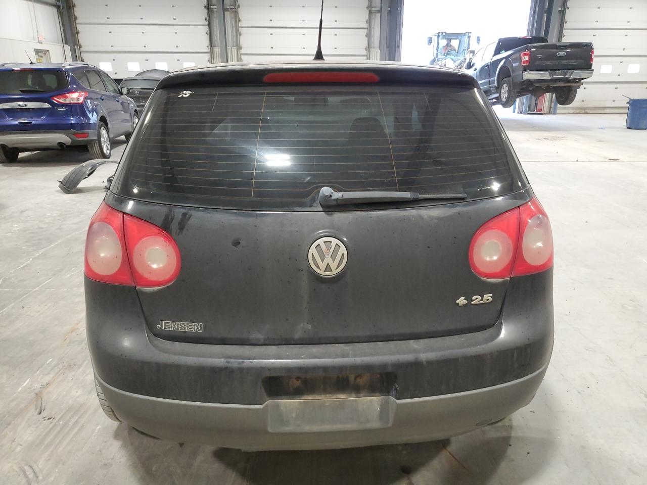 2009 Volkswagen Golf - Image 6