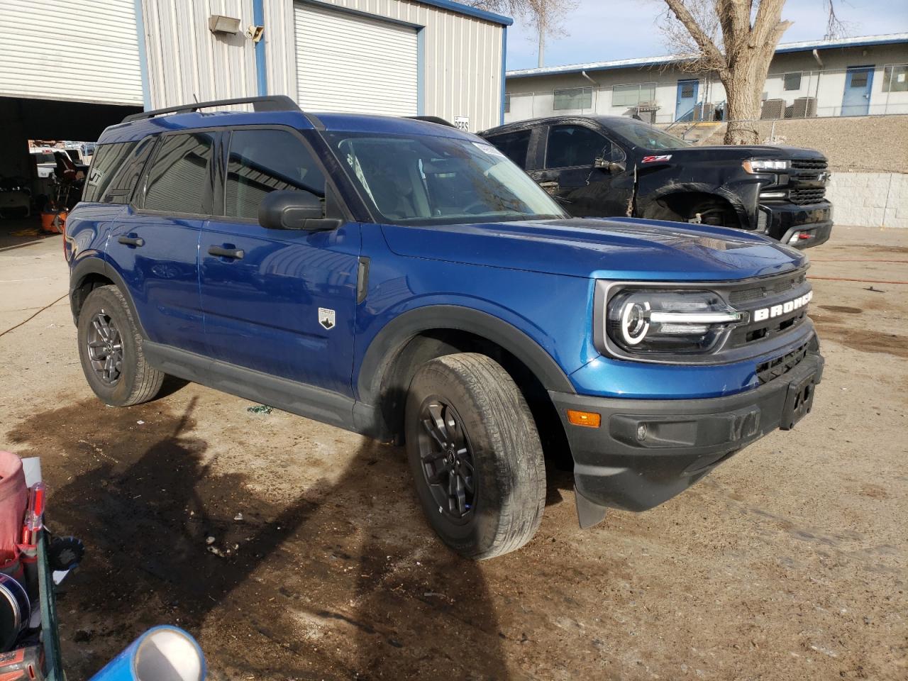 2023 Ford Bronco - Image 4