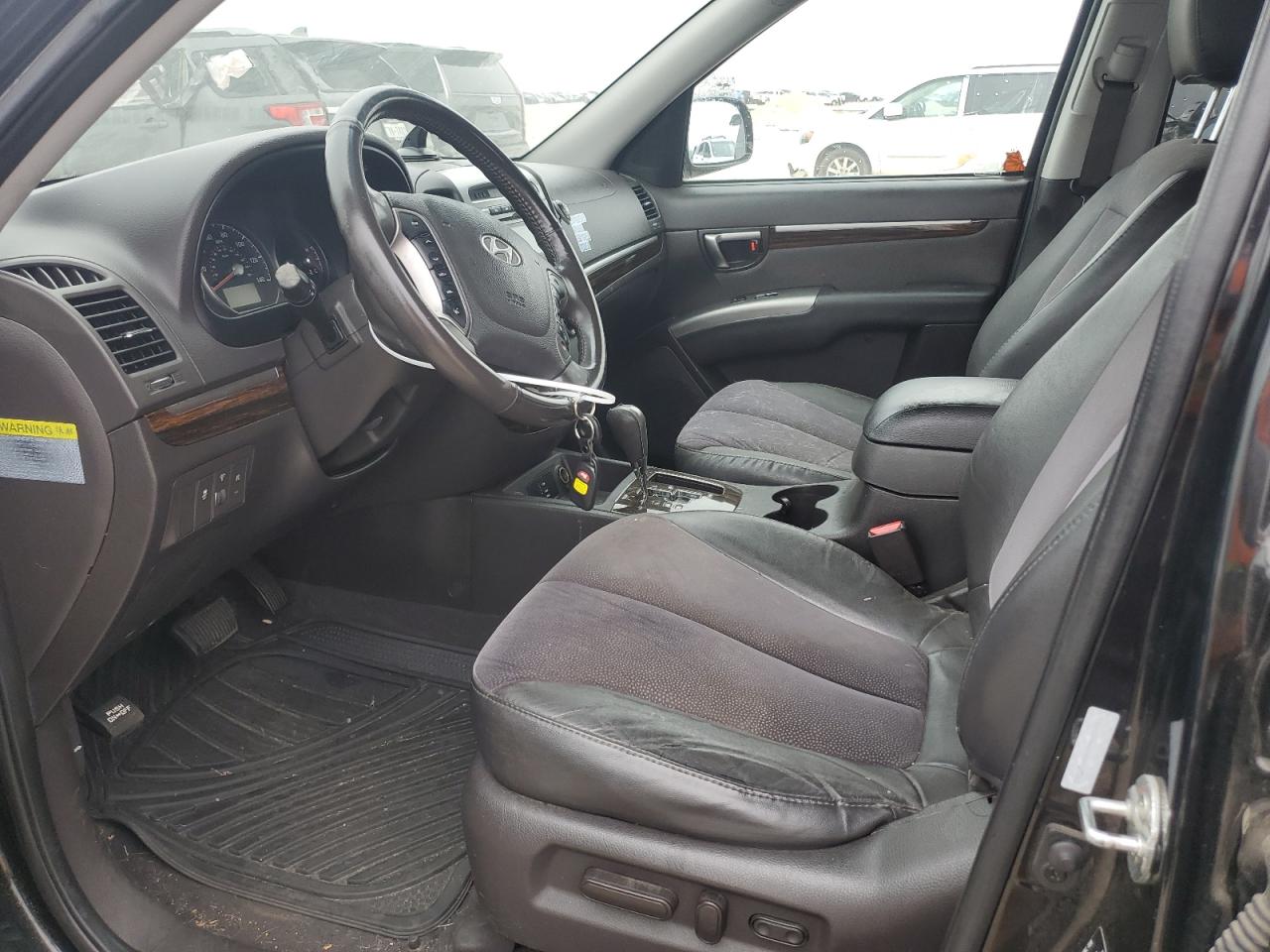 2011 Hyundai Santa Fe - Image 7