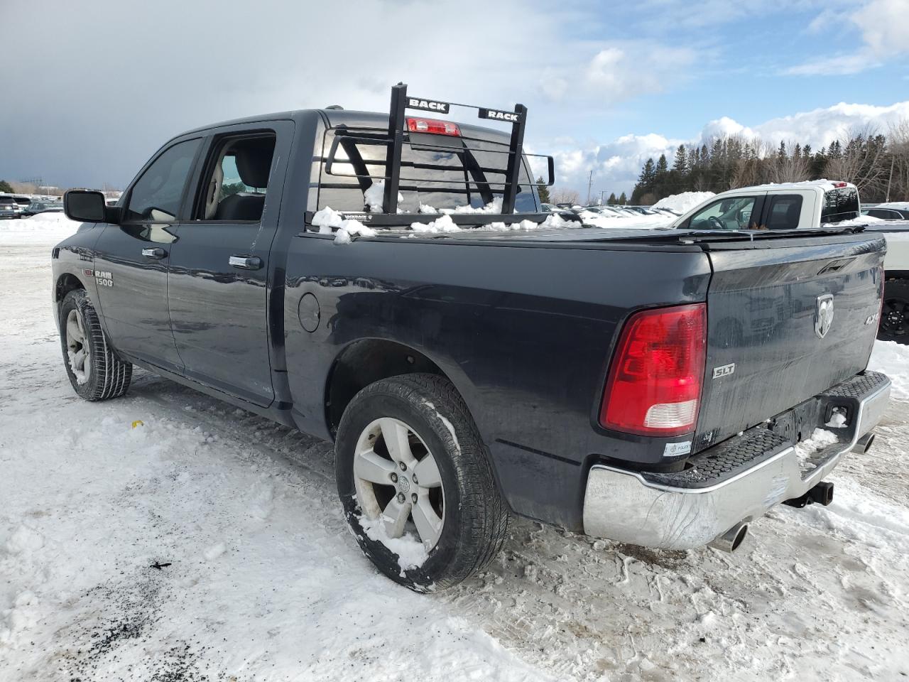 2016 RAM 1500 - Image 2