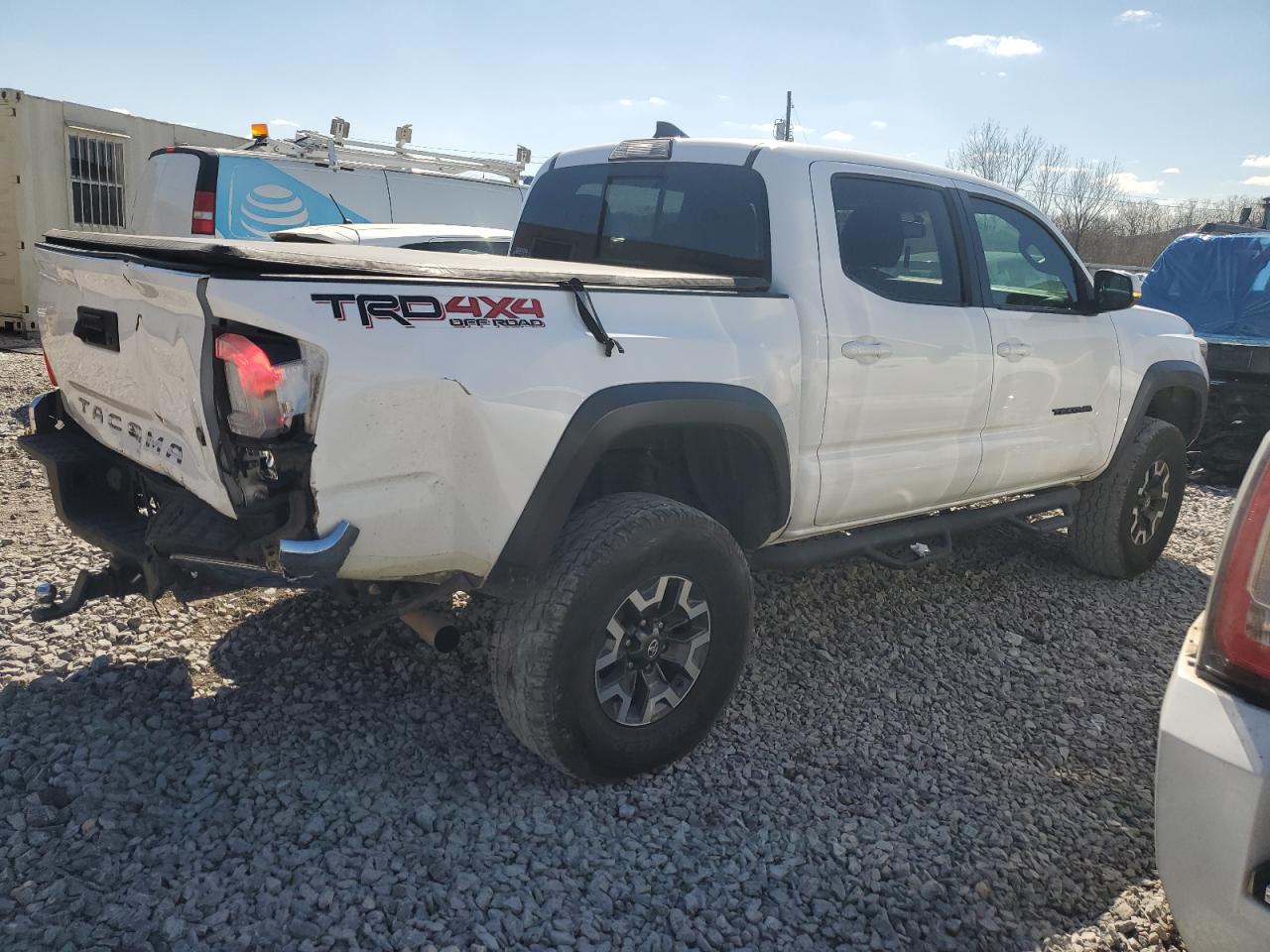 2017 Toyota Tacoma - Image 3